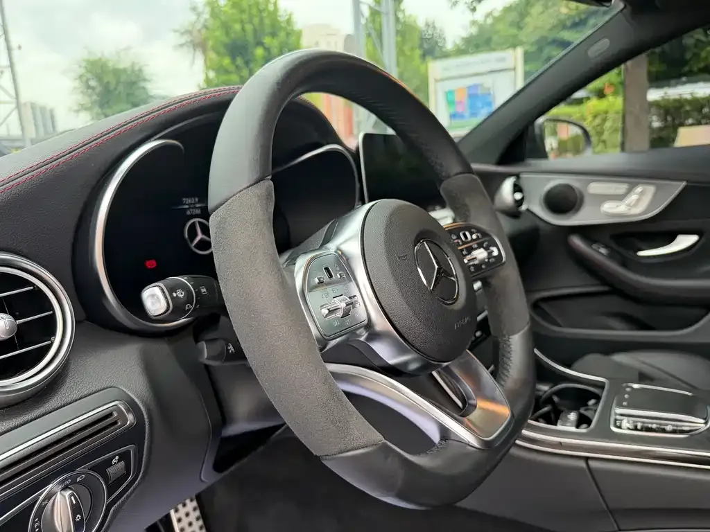 Mercedes-Benz C-Class (Import) — фото 6