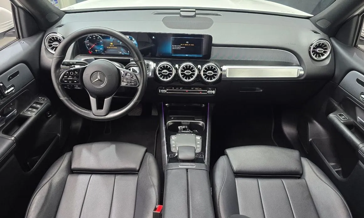 Mercedes-Benz GLB-Class — фото 7