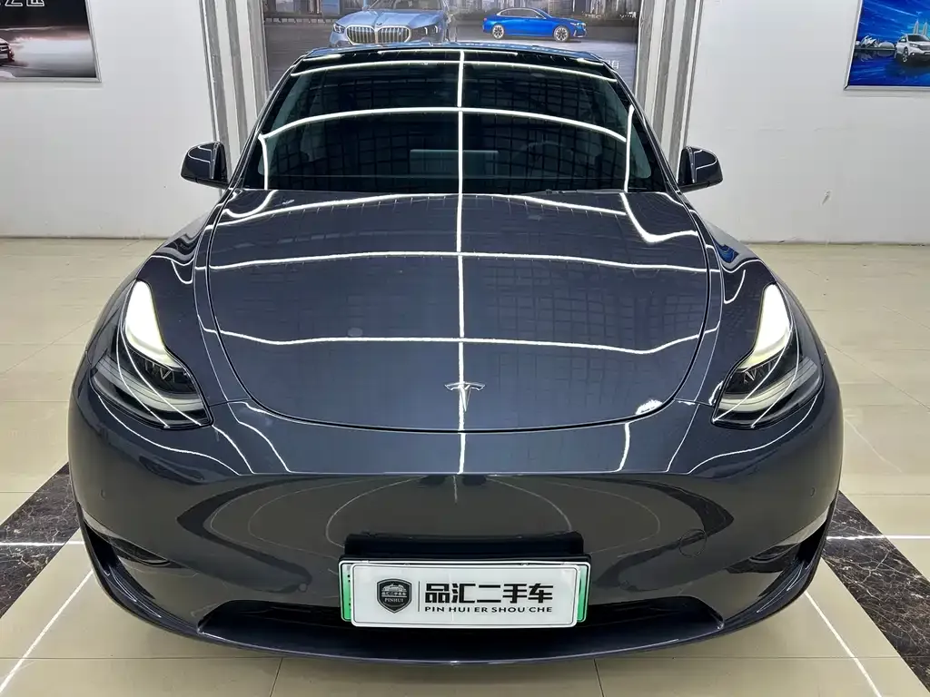 Tesla Model Y — фото 6
