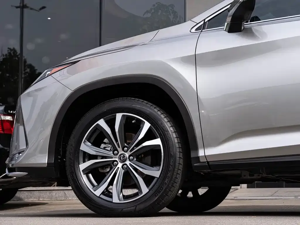 Lexus RX — фото 6