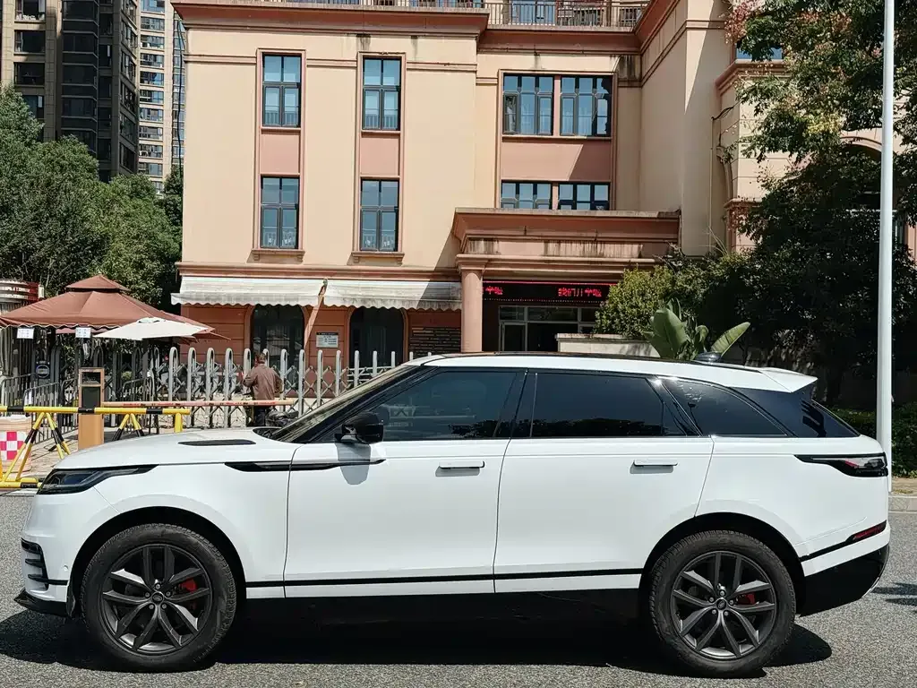 Land Rover Velar — фото 9
