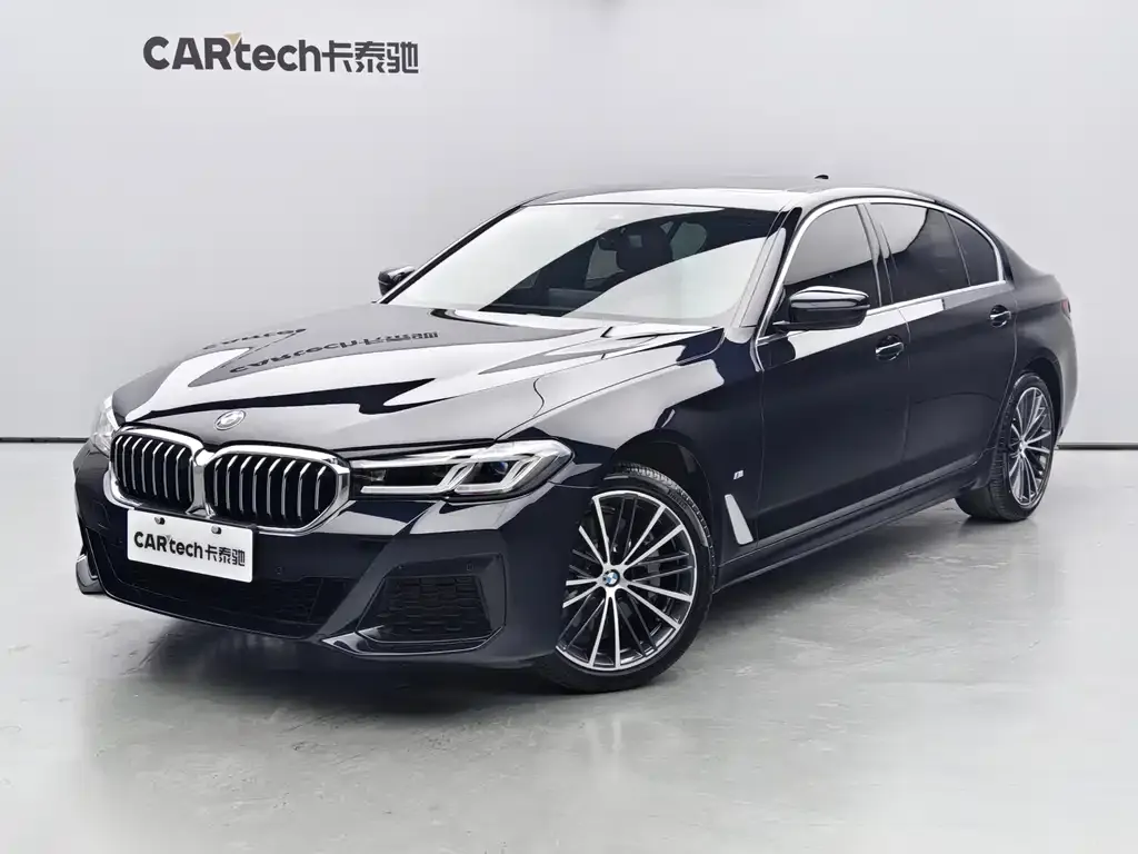 BMW 5 Series — фото 1