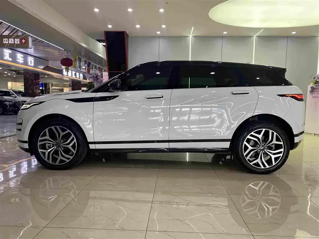 Land Rover Evoque — фото 6