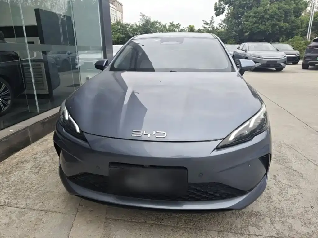 BYD Seal 05 DM-i — фото 7