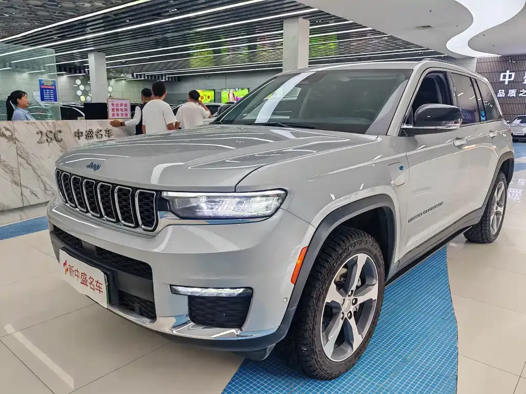 Jeep Grand Cherokee 4xe (Import) — фото 1
