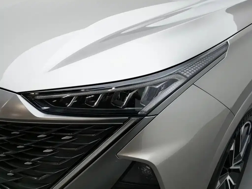 Roewe RX9 — фото 8