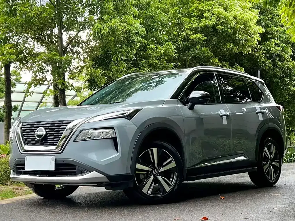 Nissan X-Trail — фото 1