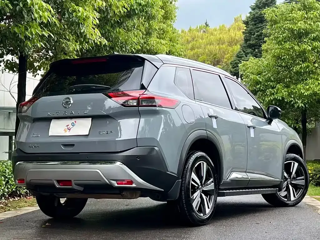 Nissan X-Trail — фото 9
