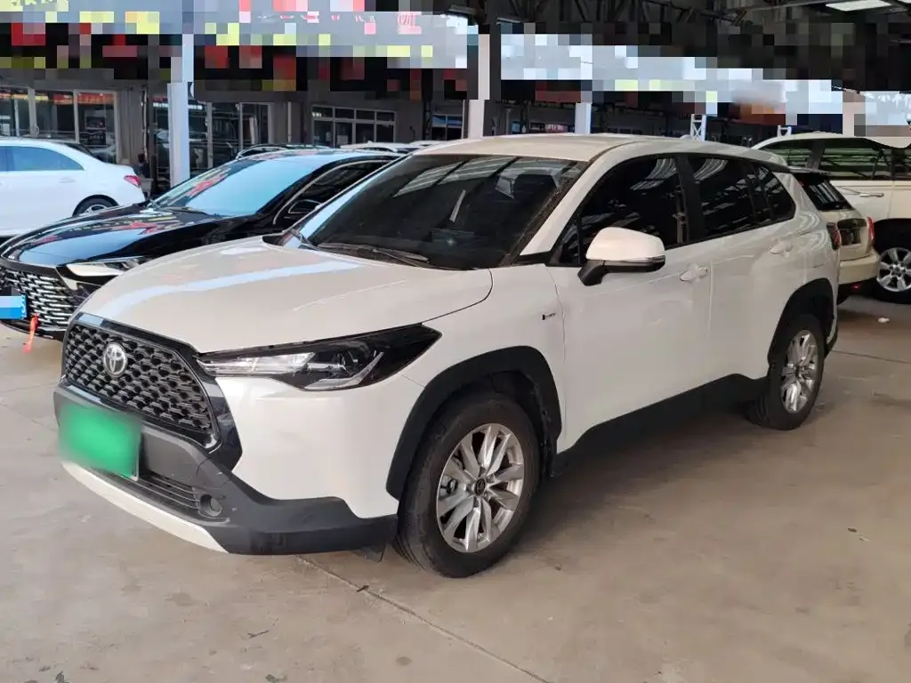 Toyota Corolla Cross — фото 3