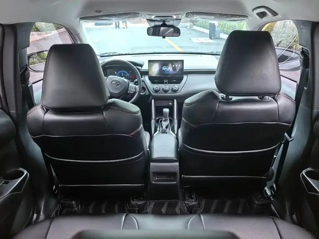 Toyota Corolla Cross — фото 2