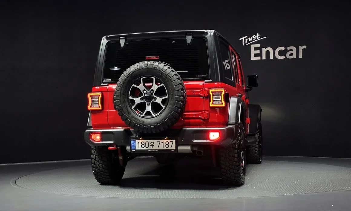 Jeep Wrangler — фото 3