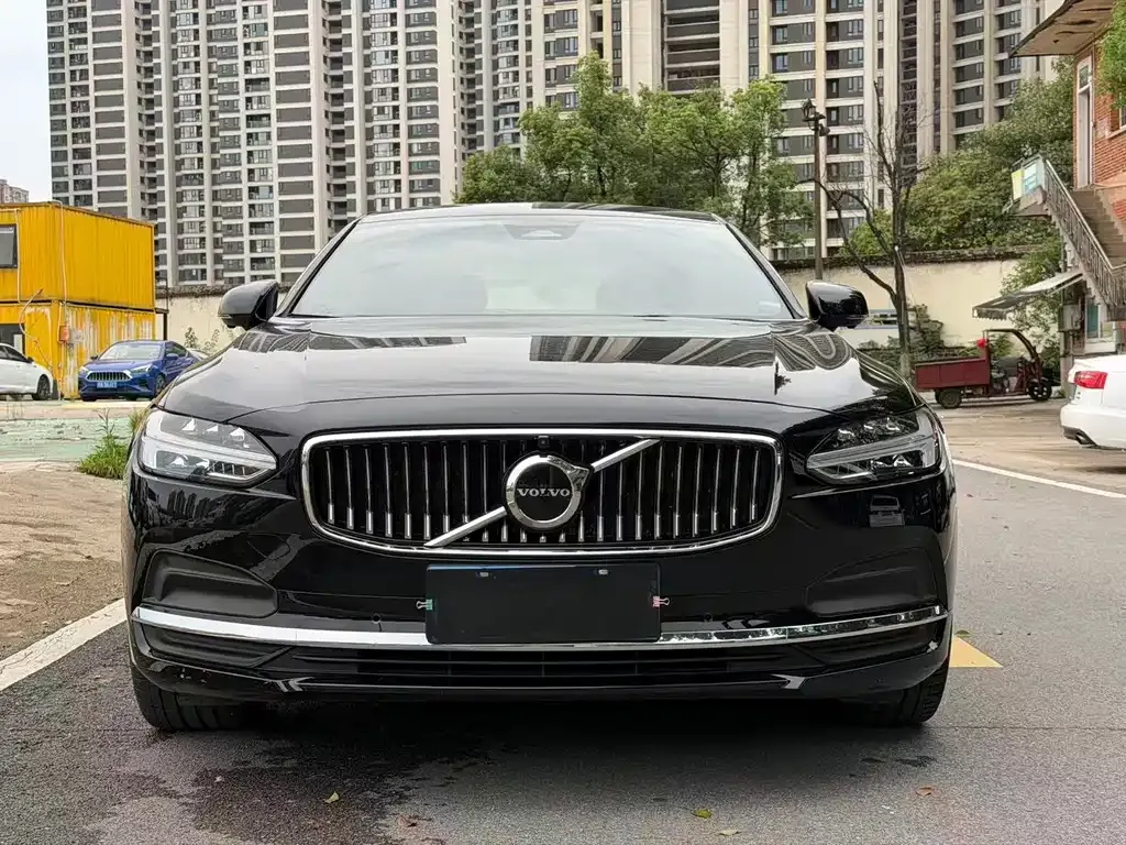 Volvo S90 — фото 5
