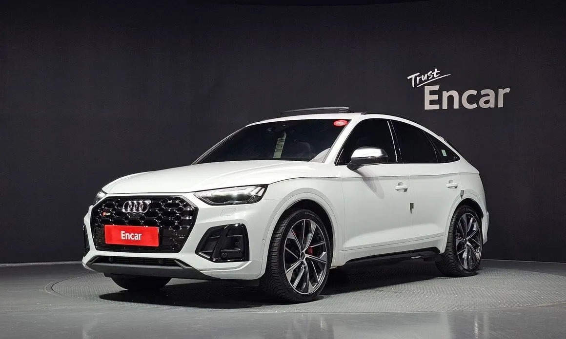 Audi SQ5 — фото 1