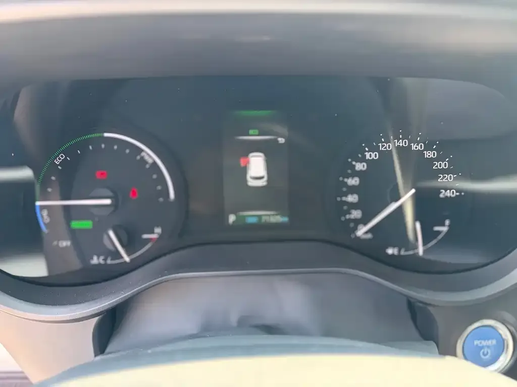 Toyota Granvia — фото 2