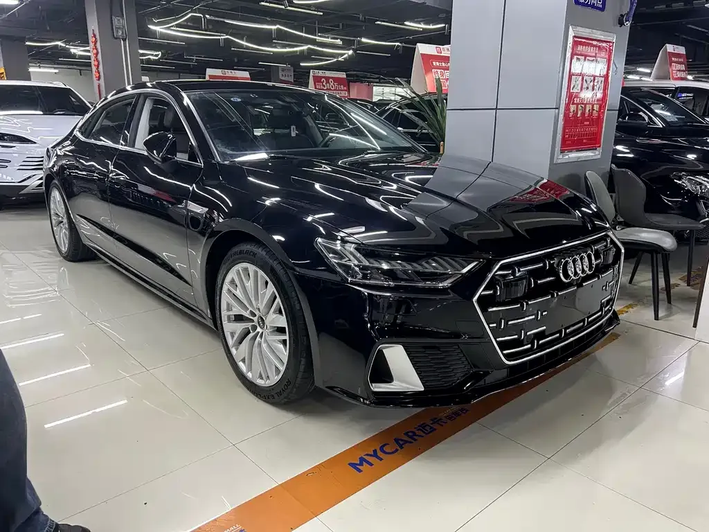 Audi A7L — фото 6