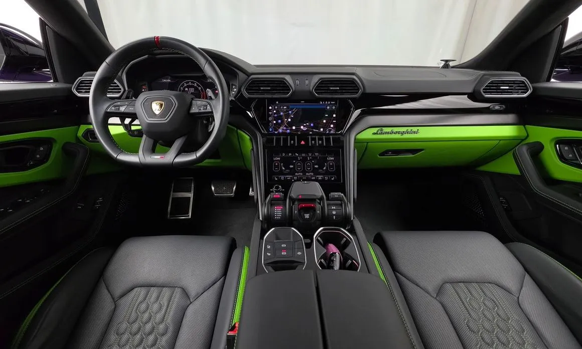 Lamborghini Urus — фото 5