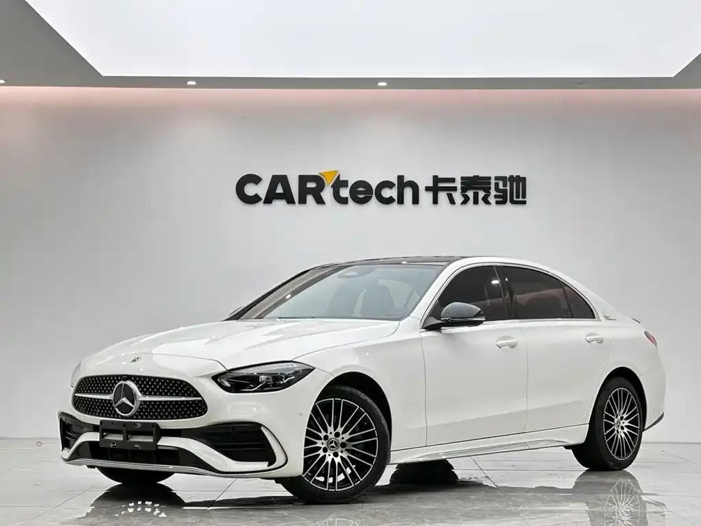 Mercedes-Benz C-Class — фото 1