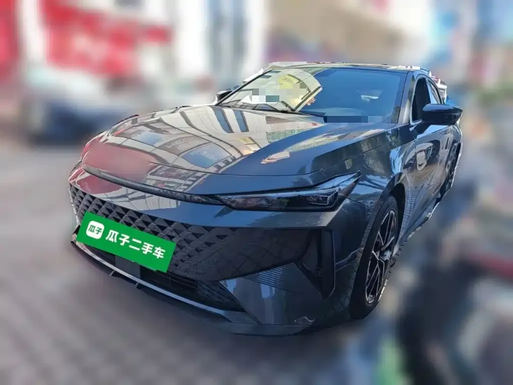 Changan UNI-V iDD — фото 8