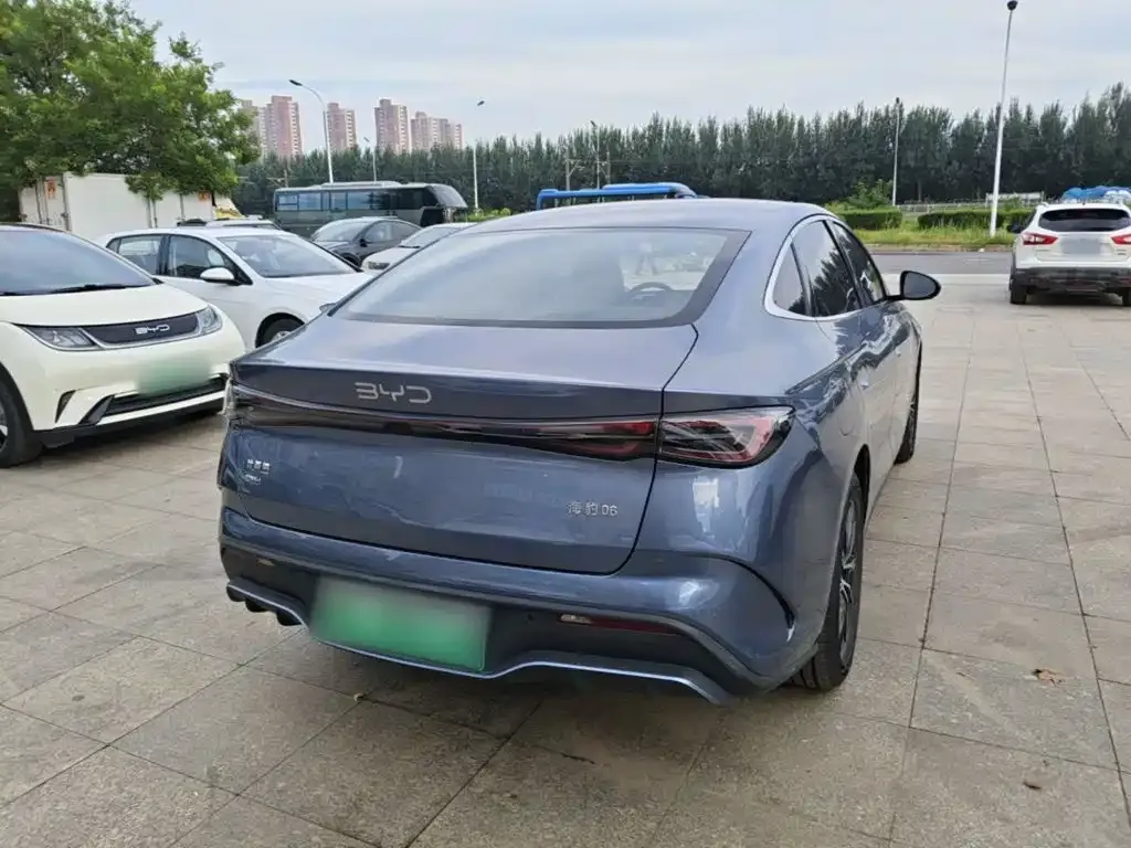 BYD Seal 06 — фото 10