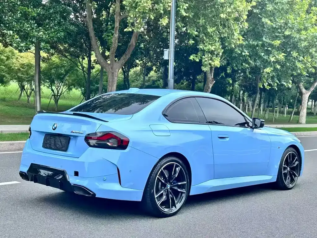 BMW M240i — фото 9
