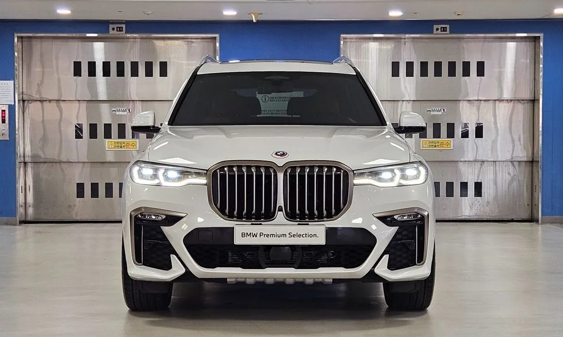 BMW X7 — фото 7