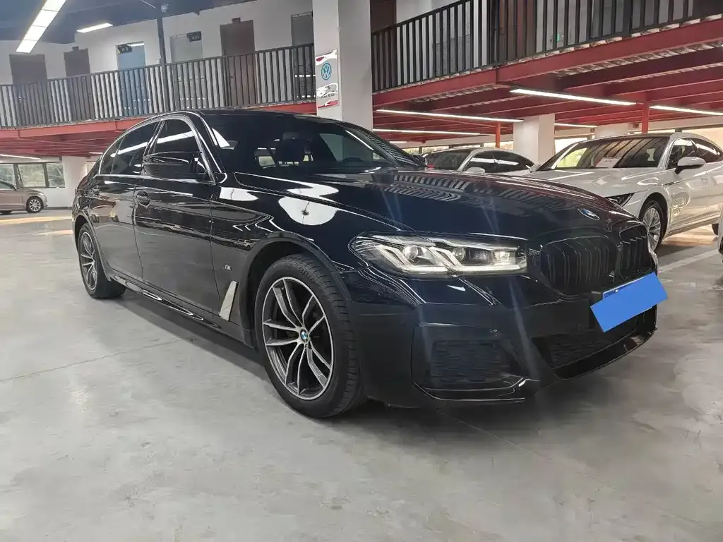 BMW 5 Series — фото 4