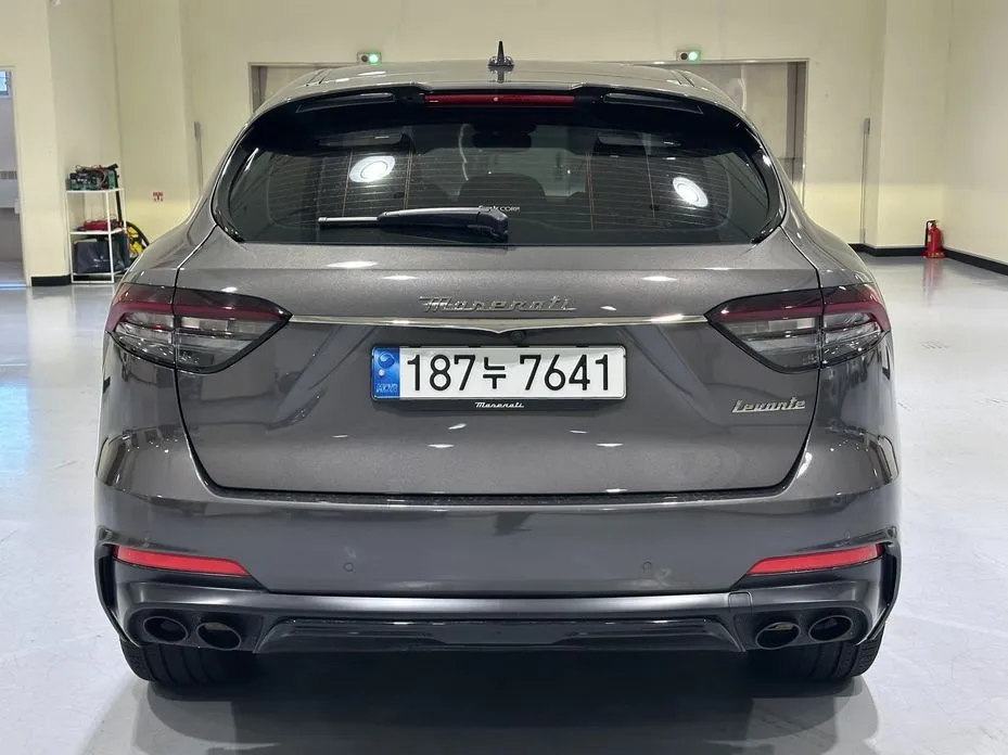 Maserati Levante — фото 3
