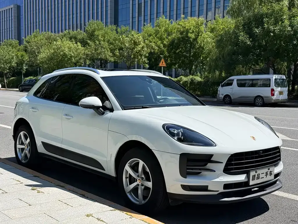 Porsche Macan — фото 3