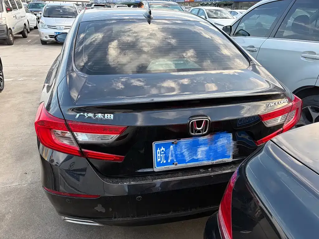 Honda Accord — фото 4