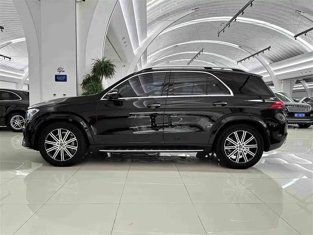 Mercedes-Benz GLE (Import) — фото 10