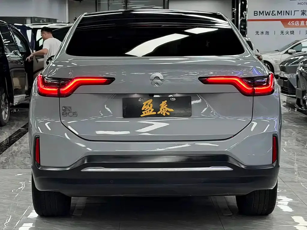 NIO EC6 — фото 8