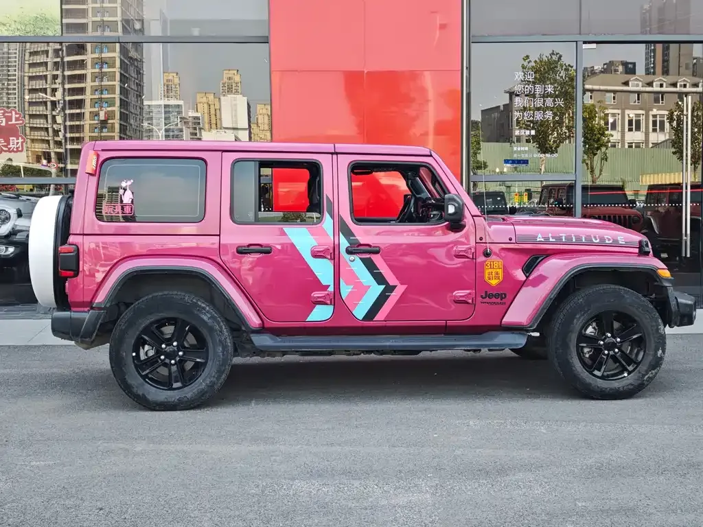 Jeep Wrangler — фото 9