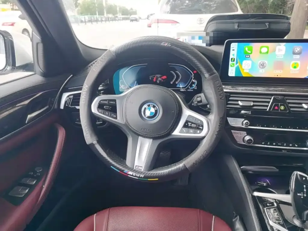 BMW 5 Series New Energy — фото 9