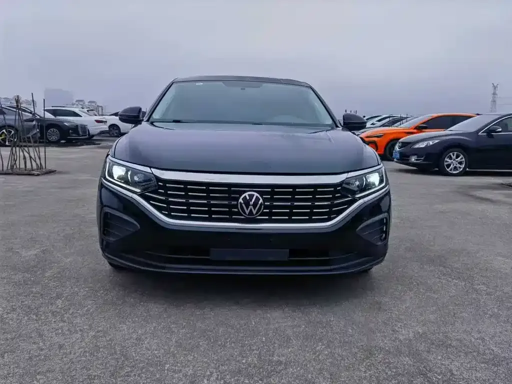 Volkswagen Passat — фото 7