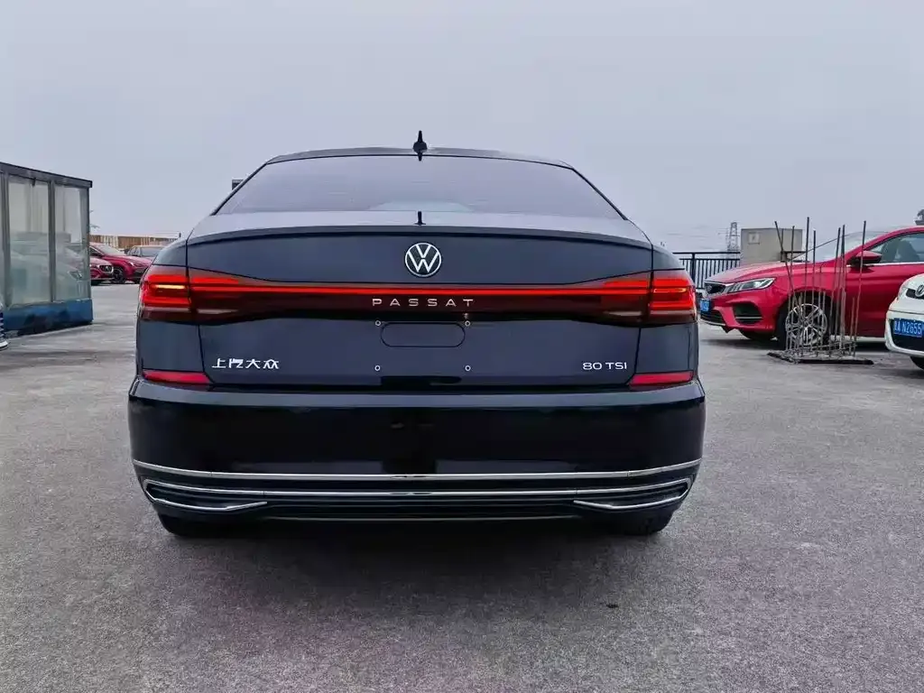 Volkswagen Passat — фото 8