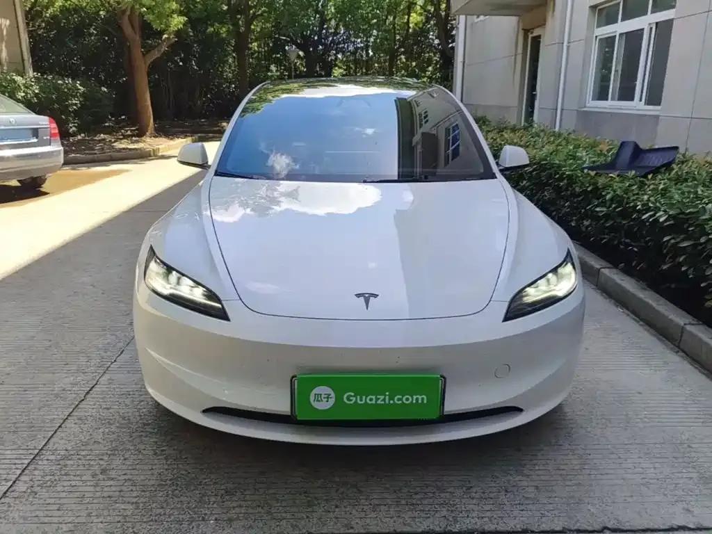 Tesla Model 3 — фото 5