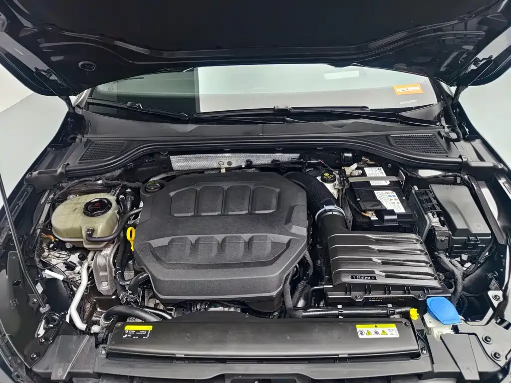 Volkswagen Golf GTI — фото 9