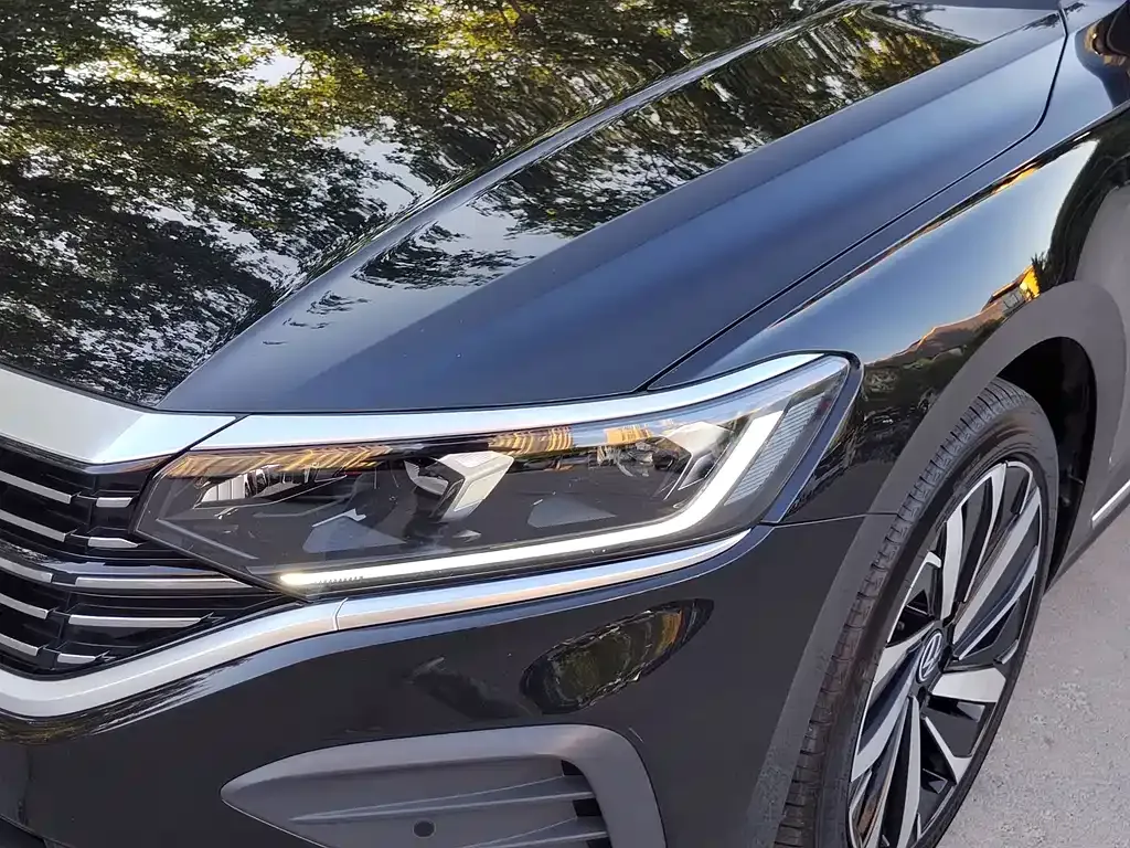 Volkswagen Passat — фото 6