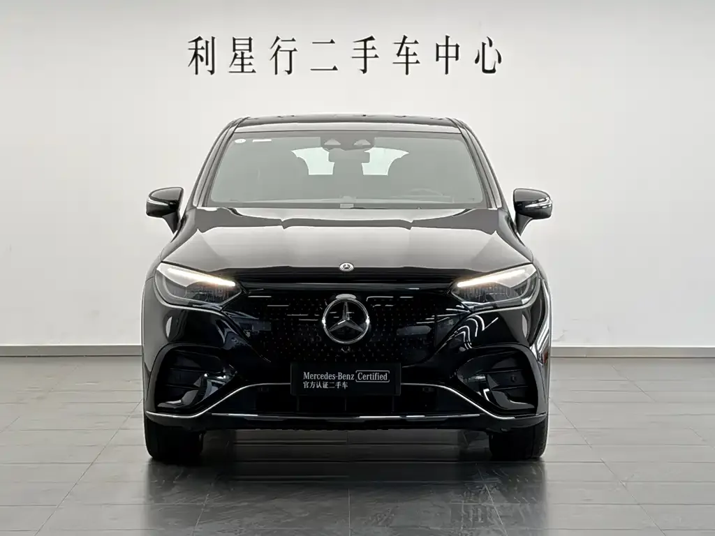 Mercedes-Benz EQE SUV — фото 4