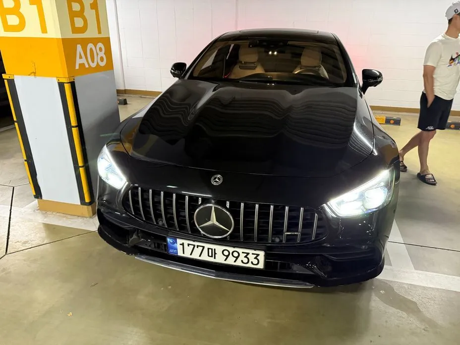 Mercedes-Benz AMG GT — фото 1