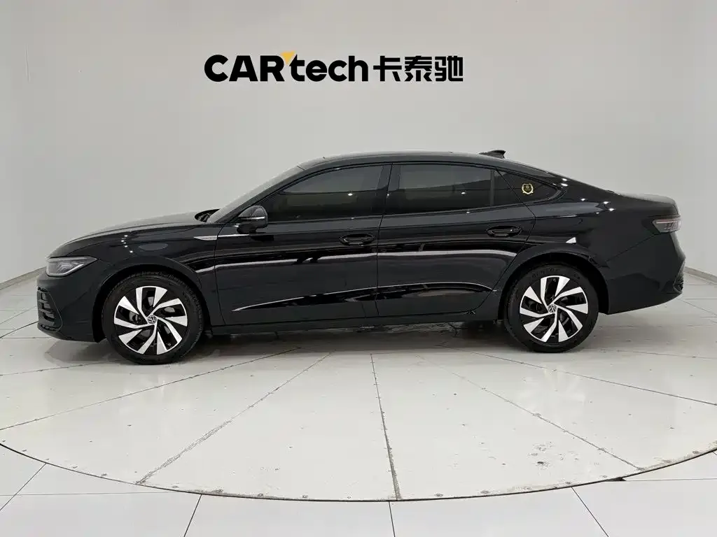 Volkswagen Passat — фото 3