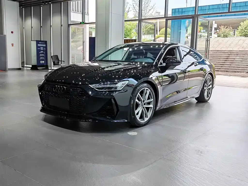 Audi A7 — фото 1