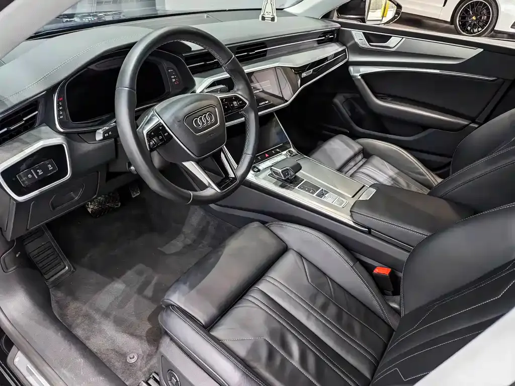 Audi A7 — фото 9
