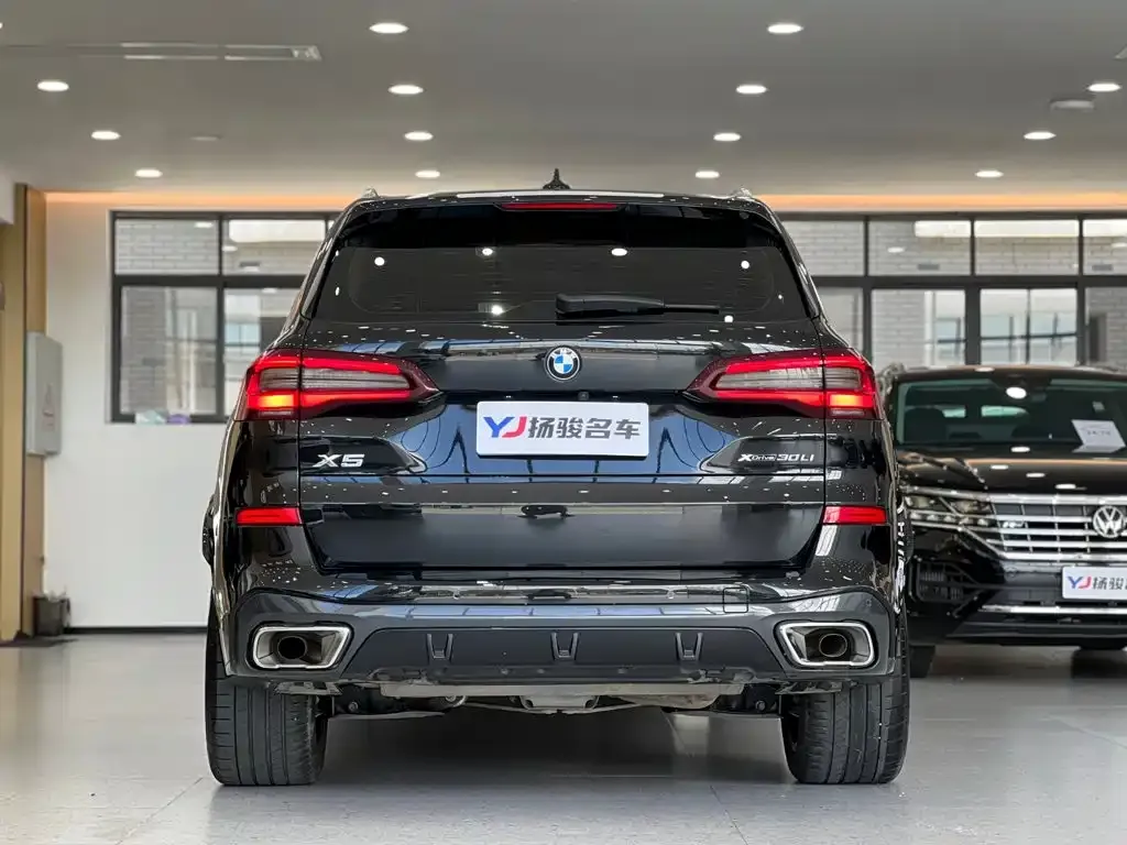 BMW X5 — фото 2