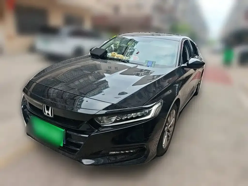 Honda Accord — фото 5