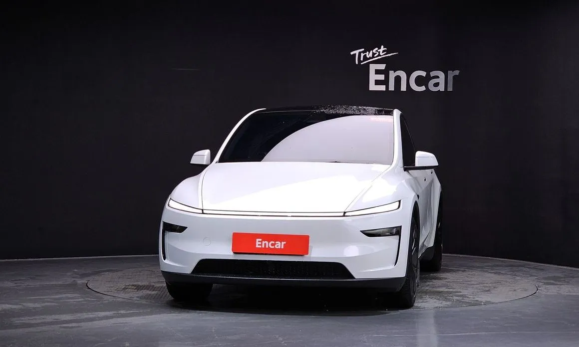 Tesla Model Y — фото 2