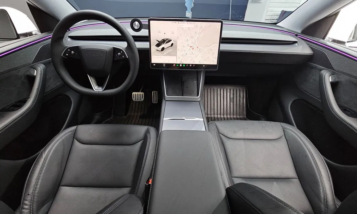 Tesla Model Y — фото 8