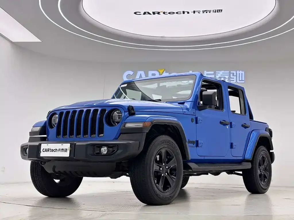 Jeep Wrangler — фото 1