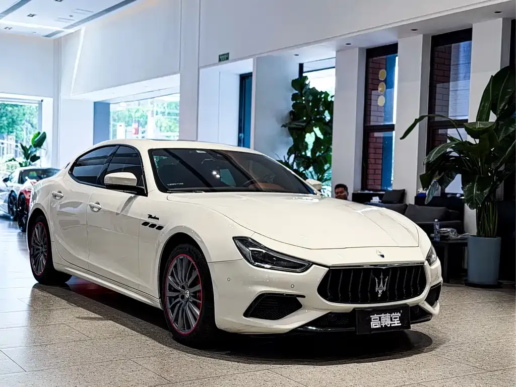 Maserati Ghibli — фото 7
