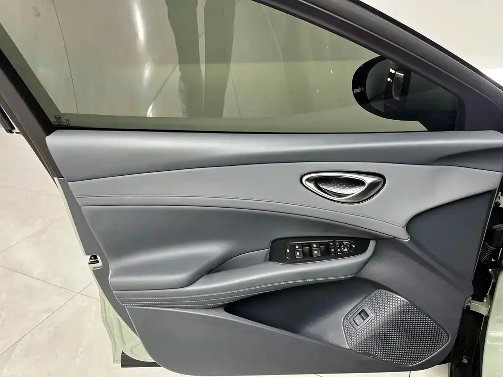BYD Seal 06GT — фото 5